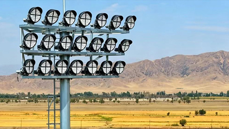 APPOLO Round LED High Mast Lights for Sports & Large-Area Lighting